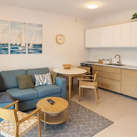 Modern, Garden Pula-vidikovac Pula