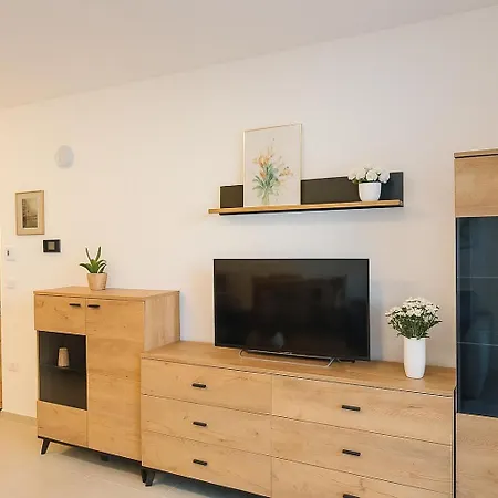 Apartman Modern, Garden Pula-vidikovac *